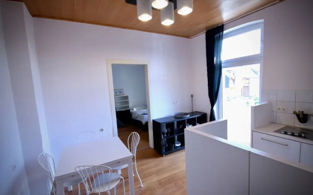 a-domo Apartments Oberhausen - Moderne Wohnungen und Studio Apartments - Gute Anbindung ideal für 1 - 5 Personen