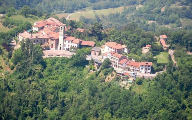 Castello Di San Sebastiano Po