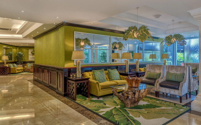 Sea Cliff Hotel