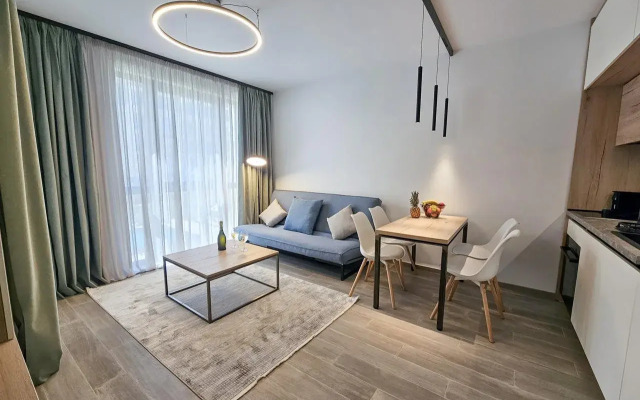 Azur Premium Resort