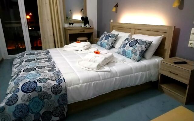Astron Hotel