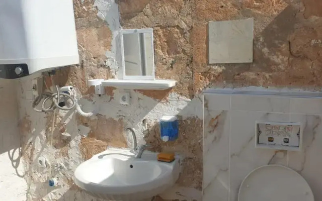 Tarihi Midyat Acar Konağı