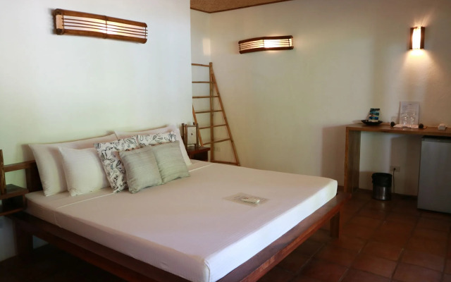 El Nido Mahogany Beach