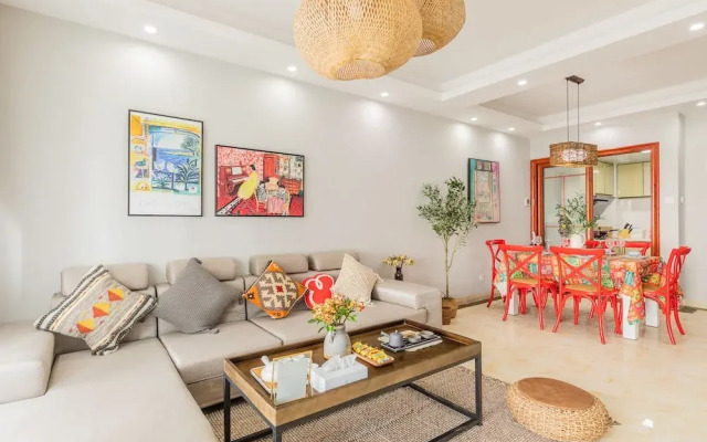 Locals Boutique Apartment WanzaiCEC No.6