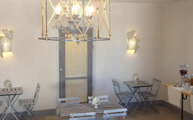 Capricella Bed  Breakfast