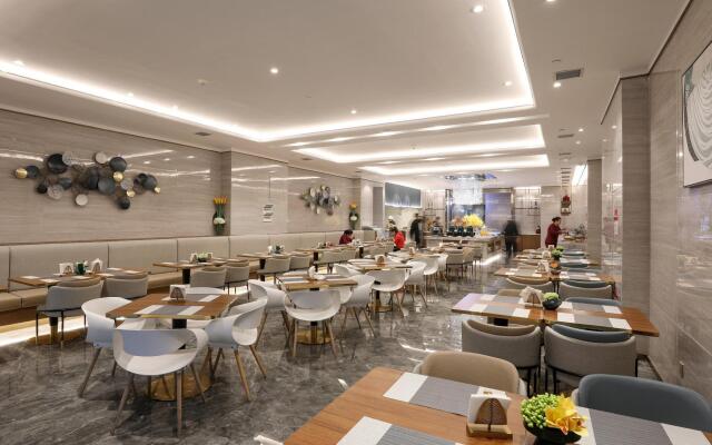 Starway Hotel (Xi'an North Railway Station)