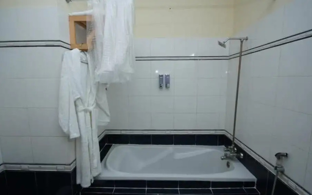 World Inn Karachi