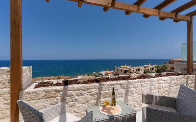 Leon Suite, seafront residence!