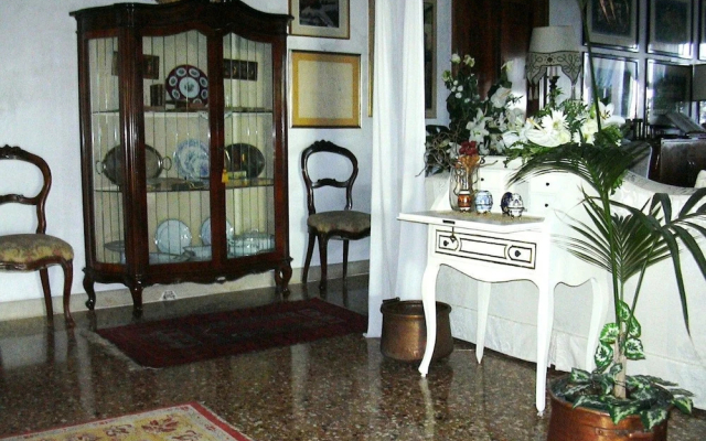 At Home A Palazzo