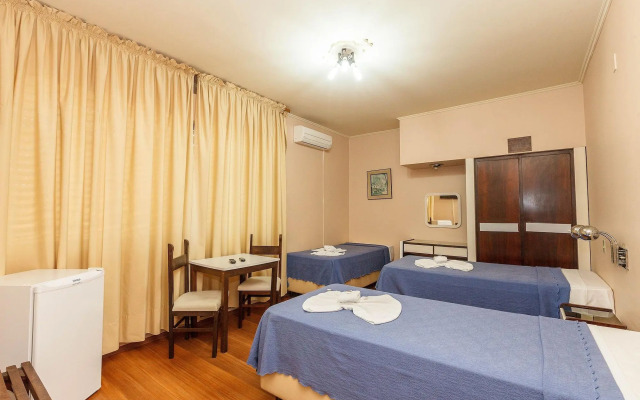 Hotel Letto Caxias