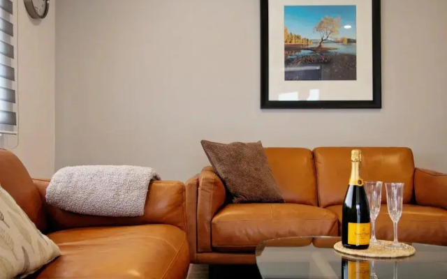 The Wanaka Edge Apartment