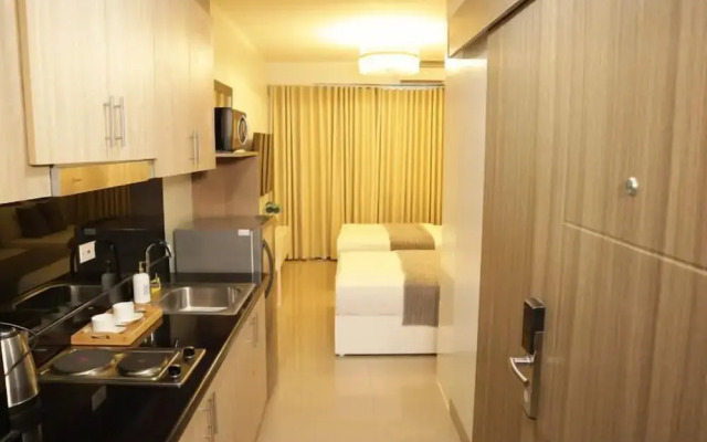 Homefort iHotel at Shore 2 Residences