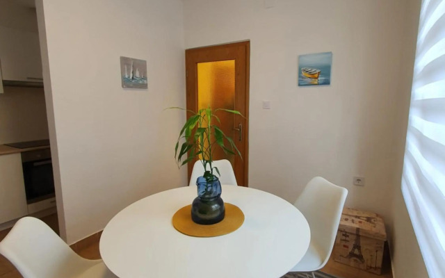 Apartments Luciana & Helena