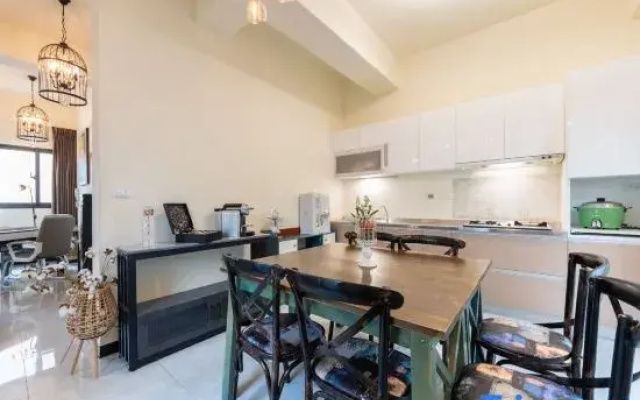Giant Wings Homestay