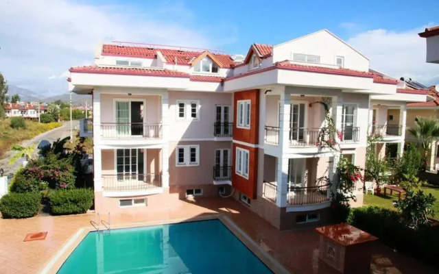 Noya Apartments