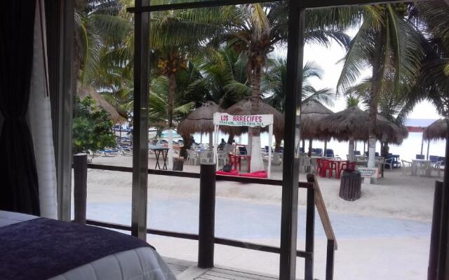 "CORAL INN" Habitacion frente al mar 1