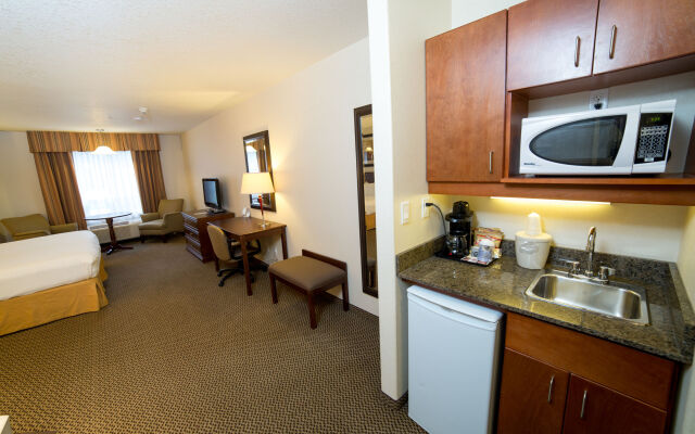 Holiday Inn Express Hotel & Suites Drayton Valley by IHG