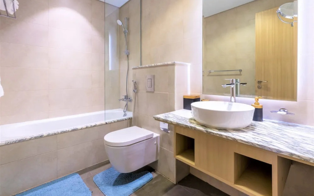 Luxurious 2B With Burj Views in Business Bay