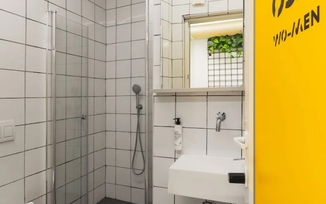 Wom Allenby Pod Hotel
