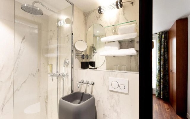 Hôtel Bonsoir Madame