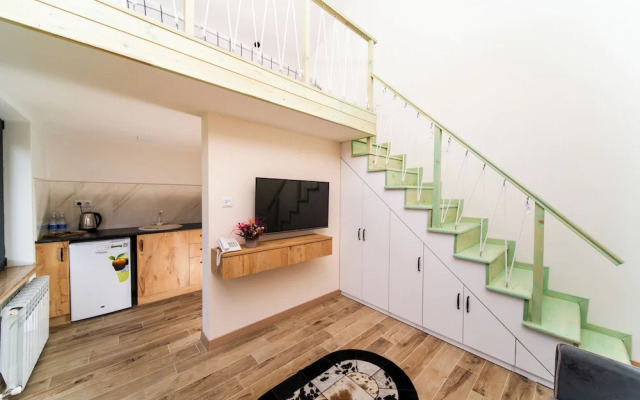 Taniqinn Dilijan Cottages