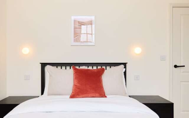 The East London Mile Classic - Stunning 2bdr Flat