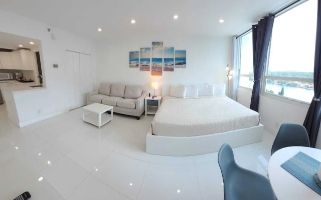 Castle Beach Club Apartments