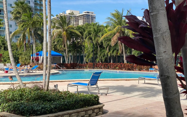 Ocean Reserve Apartment