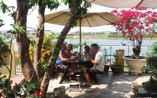 Homeland River Homestay
