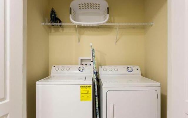 Champions Gate - Eight Bedroom Villa - CG008