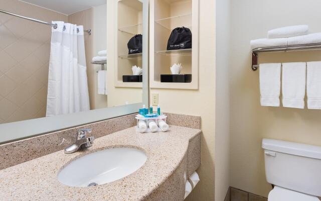 Holiday Inn Express & Suites Pecos