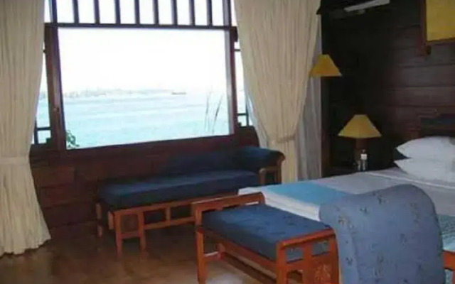 马卡萨望加锡ZUZU奔腾酒店(Zuzu Benteng Rotterdam Makassar)