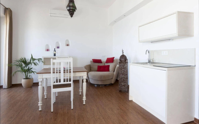 La Residencia Tarifa