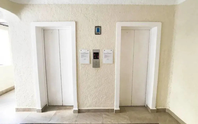 Cancun Plaza Condo Hotel