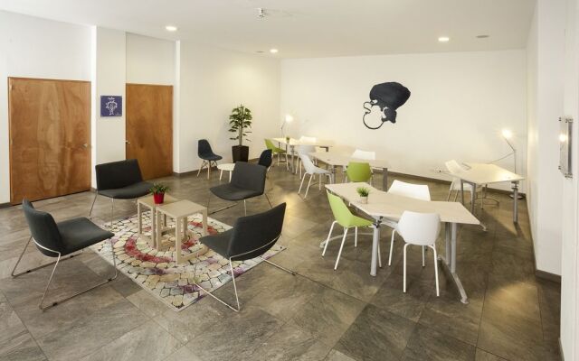 Viaggio 617 Suites