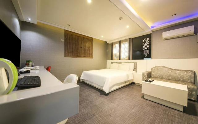 Bobos Hotel