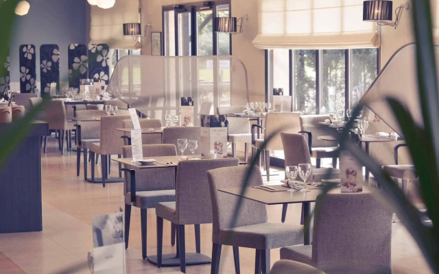 Mercure Auxerre Autoroute du Soleil