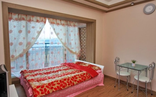 Seosan Noeulgwa Bada Pension