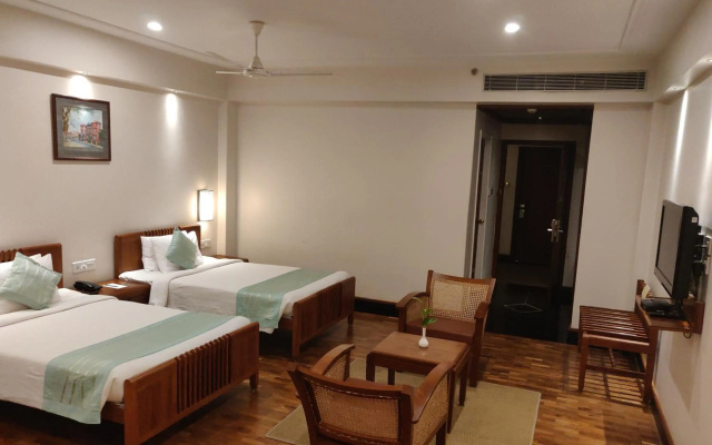 Grand Hotel – Guest Rooms – Ernakulam