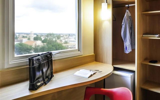 Ibis Imperatriz