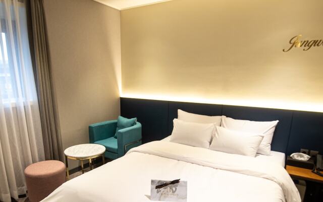 Jungwon Hotel