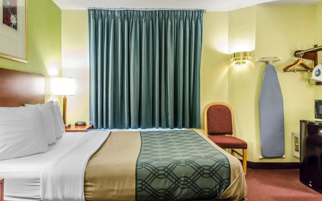 Econo Lodge