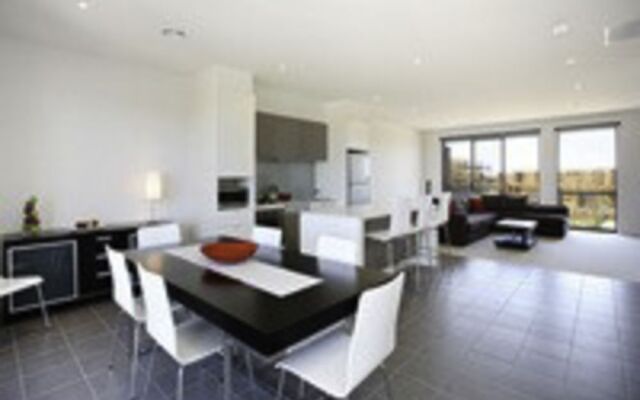 3 Bedroom Condo Near Pool