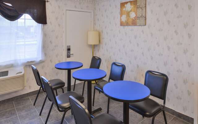 Americas Best Value Inn Decatur, IN