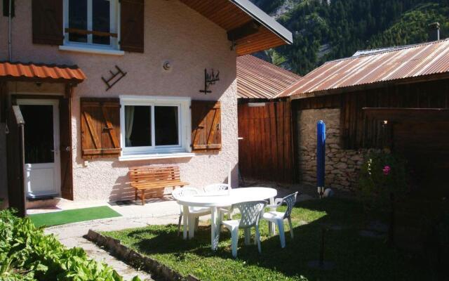 Chalet Pralognan-la-Vanoise, 3 pièces, 6 personnes - FR-1-464-8