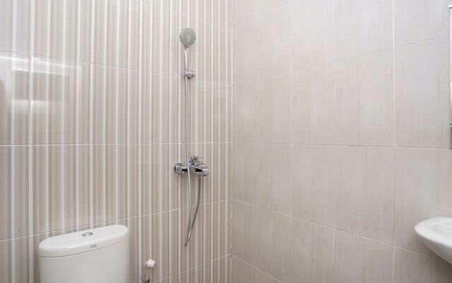 OYO 747 Cipunegara Residence