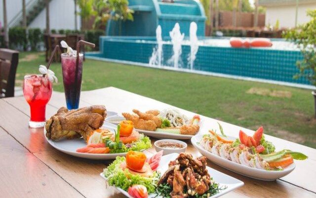 IP Plus Resort Chanthaburia - Halal Hotel