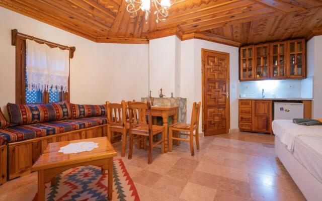 Liya Boutique Hotel & Suites