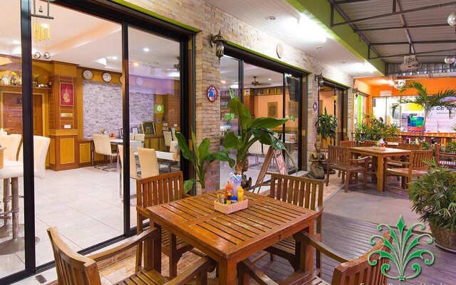Forest Patong Hotel