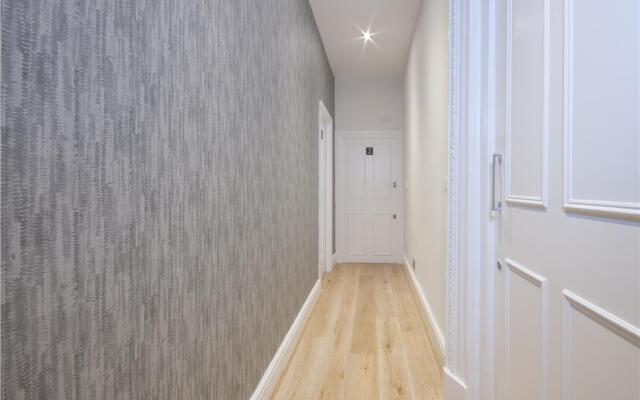 17 Hertford Street